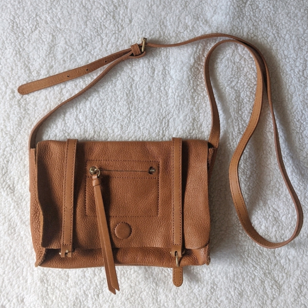 Linea Pelle Hunter Crossbody Bag